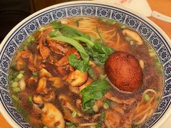 -沪西老弄堂面馆(定西路店)