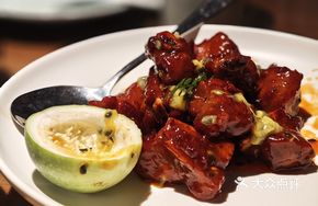 Passion Fruit Pork Ribs (Small Portion)