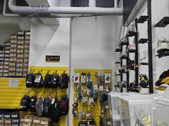 -问山MountQuest攀岩馆