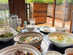 -黔蘑菇四季餐厅(观山湖店)