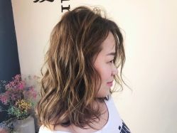 -茶发Salon·烫发染发理发