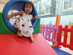 -抱抱熊托育中心(大悦城店)