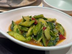 -黄记煌三汁焖锅(新佳丽江汉路店)