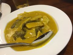 黄咖喱牛-荷花泰菜(东方新天地店)