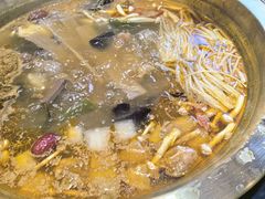 -顶顶汤火牛排火锅·经典铜锅涮肉