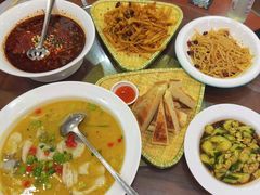 -椒香川流不息川菜馆(二七北路店)