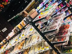 -盒马鲜生(红莲店)
