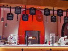 -城市大道红炉披萨烘焙坊