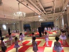 -炫艺舞蹈培训中心(枫尚奥特莱斯店)