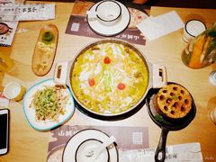 -山城外·非遗酸菜鱼(蜀都万达店)