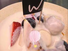 -W COLLECTIVE  DESSERT SHOP
