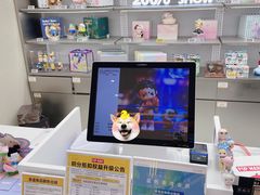 -泡泡玛特POPMART(蓝色港湾店)