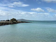 -Takapuna Beach Cafe