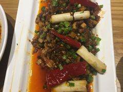 干烧鲈鱼-峨嵋小镇·川菜(勒泰中心店)