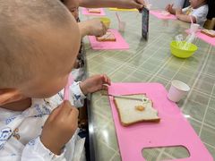-乐融婴幼儿成长中心(四季青校区)