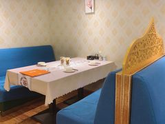 卡座-贯贯吉·清真餐厅(浙江中路店)