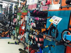 -迪卡侬(烟台万达店)