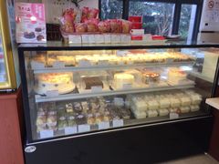 面包甜点陈列柜-红宝石·鲜奶小方(曲阳店)