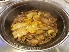 -咱屯子铁锅炖直营店(保利店)