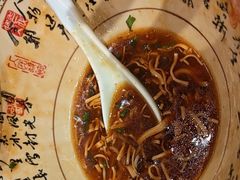 -乐忻皇朝(上海中心大厦店)