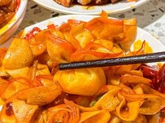 -红九格老火锅(三峡广场店)