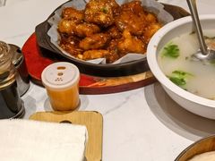-梅利汴京烤鸭•开封豫菜地标店(东大街店)