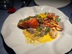 -弦月窗LUNETTE BY AMANDA(复兴路店)