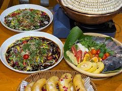 -老滇山寨•云南特色菜•地方菜•民族风情歌舞表演(金碧店)