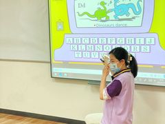 -瑞思少儿中心·少儿英语素养启蒙(勒泰直营校区)