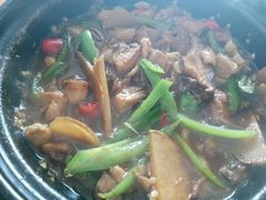 -杨铭宇黄焖鸡(新华路店)