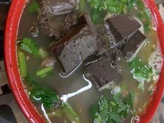 -春雨羊汤店(广开四马路总店)