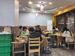 -濠轩阁特色生蚝火锅(水湾路店)