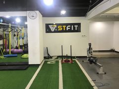 -FEELINGME乐刻私教馆·健身(朗悦居店)