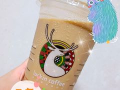 生椰拿铁-瑞幸咖啡(凤凰海负一楼美食街店)