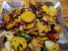干锅土豆片-大胡子海鲜·天津菜·砂锅烧烤(五大道创始店)