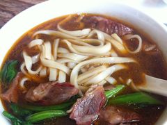 -蝴蝶汇音乐酒馆(罗湖店)