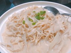 湘阴家宴笋-徐记海鲜(汉城湖|太奥店)