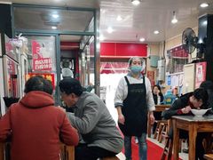 大堂-潘国仙耳光馄饨(黄家阙路店)