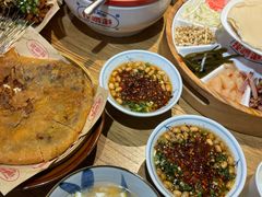 -怪噜范·老贵阳街头名小吃(鸿通城店)