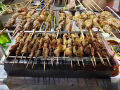 -哈尔滨小酒馆·鲜肉现穿自助烧烤(康新花园店)