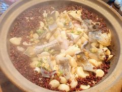 砂锅焗深海中黄鱼-小厨师·二十年沈家门小海鲜(百井坊巷店)