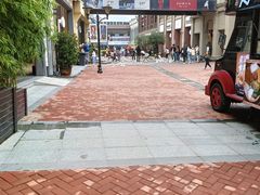 -王府井奥莱临潼小镇(临潼店)