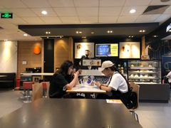 -麦当劳(世界城广场店)