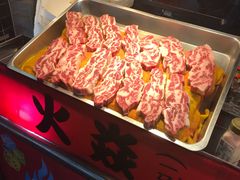 -六合夜市