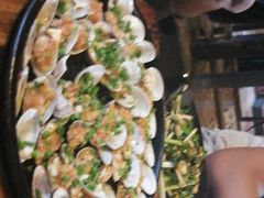 -何师烧烤·香辣蟹·川菜·30年老品牌(太古里旗舰店)