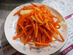 -汗腾格里·风味餐厅(新疆驻京办店)
