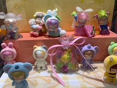 -名创优品(山东青岛华润万象城店)