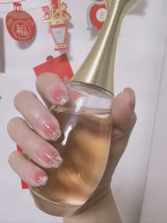 -桃色美甲沙龙