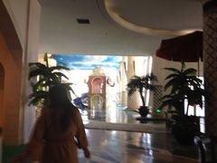 -月亮河温泉度假酒店