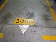 -迪卡侬(苗岭路店)